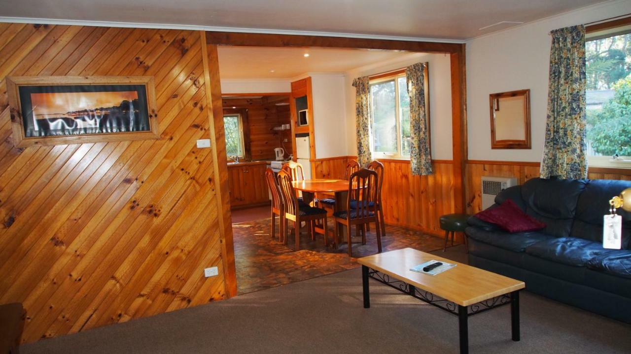 Big4 Strahan Holiday Retreat Exterior photo